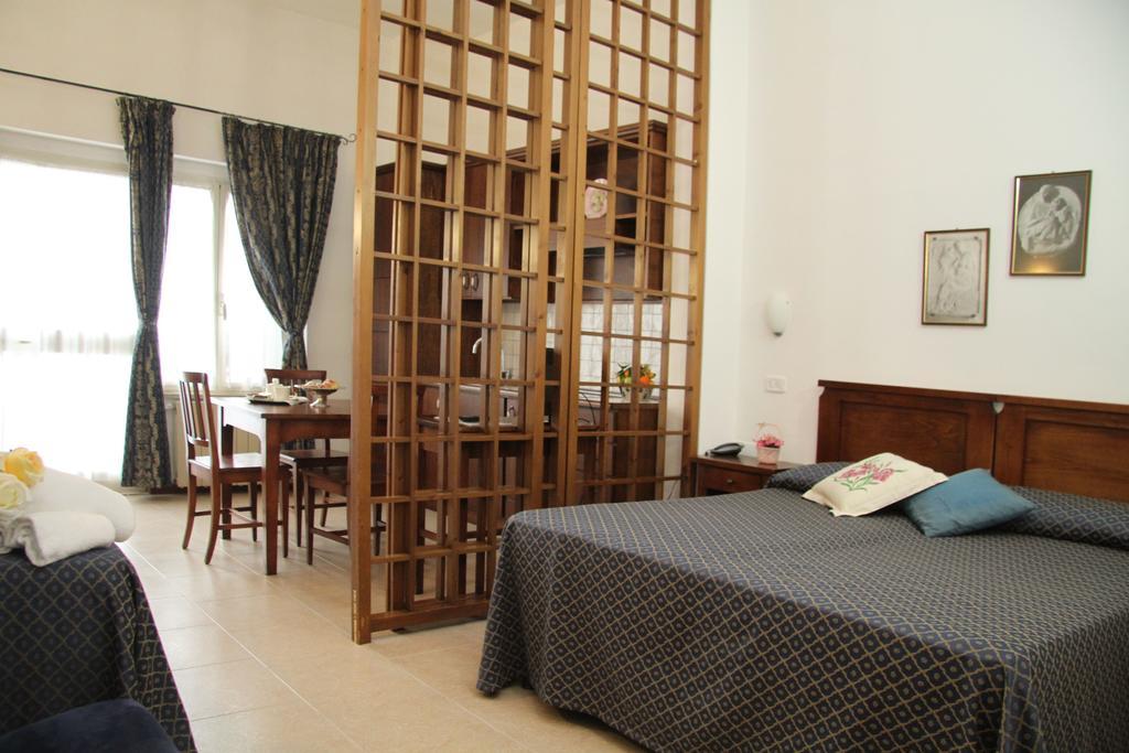 Residence I Due Pini Marina di Grosseto Kültér fotó