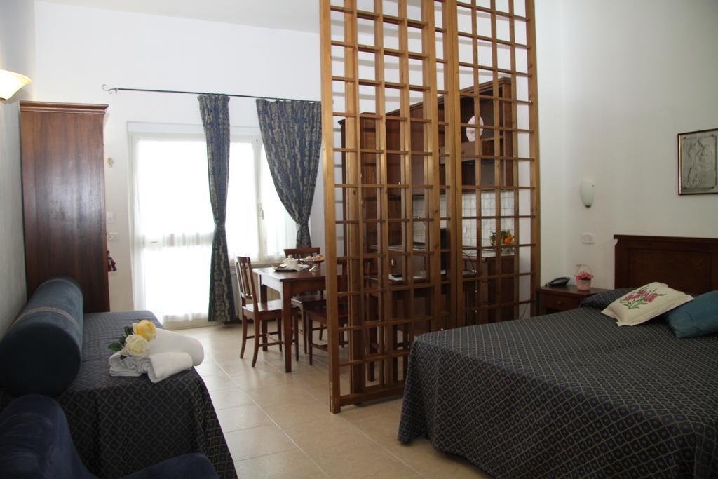 Residence I Due Pini Marina di Grosseto Kültér fotó